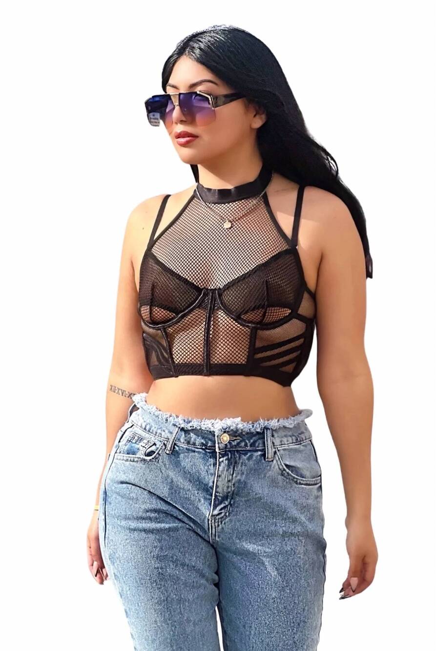 NEW MY BOO jonae sleeveless corset crop top in black